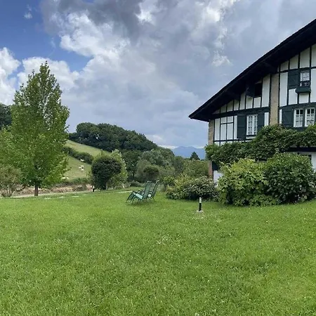 Zuhalmendi Casa de Férias